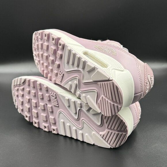 Nike Wmns Air Max 90 'Plum Fog Camo' - Picture 9 of 12